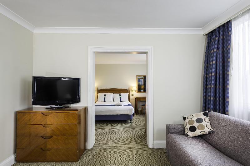 Holiday Inn Glasgow Airport image
