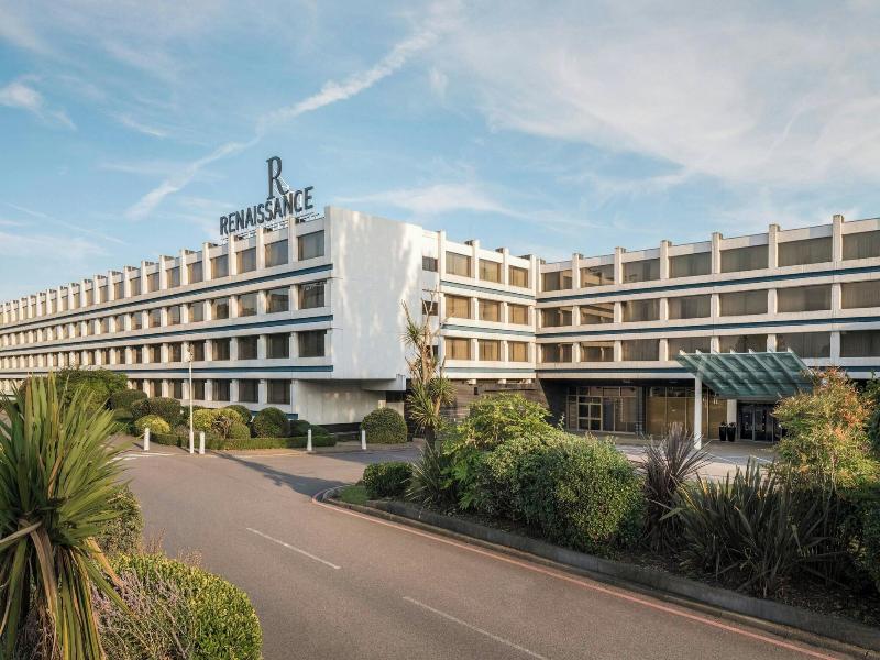 Renaissance London Heathrow image