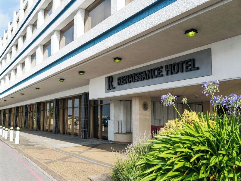 Renaissance London Heathrow image