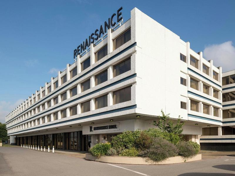 Renaissance London Heathrow image