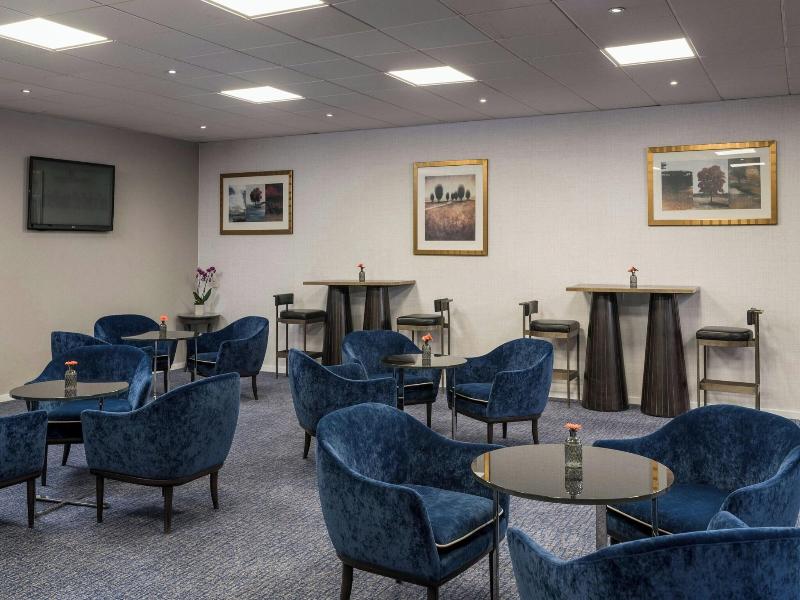 Renaissance London Heathrow image