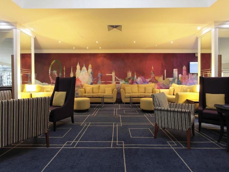 Renaissance London Heathrow image