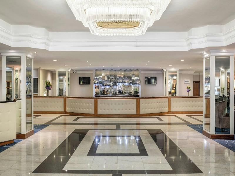 Renaissance London Heathrow image