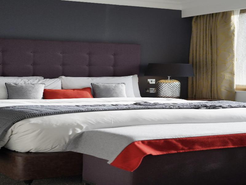 Renaissance London Heathrow image