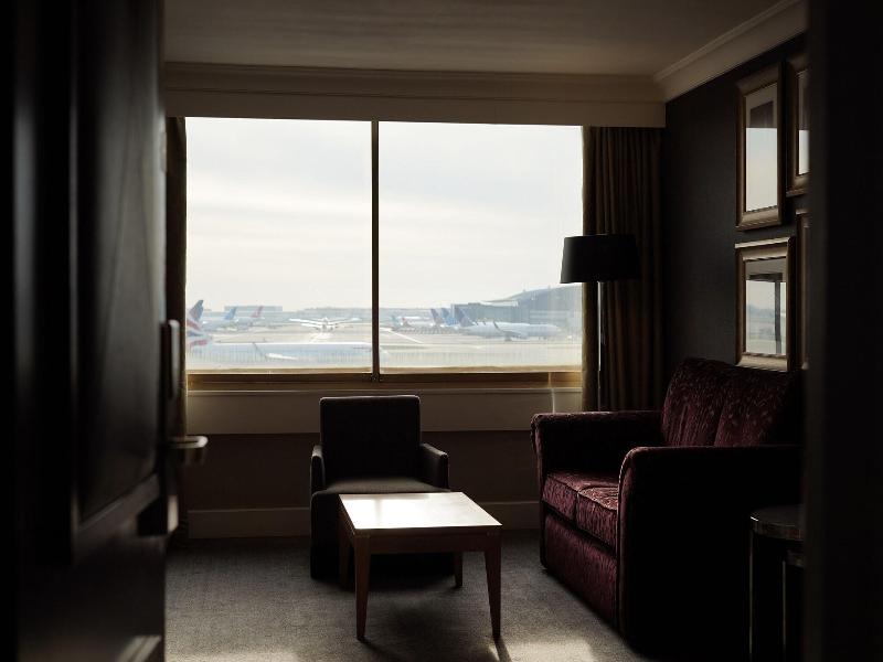 Renaissance London Heathrow image