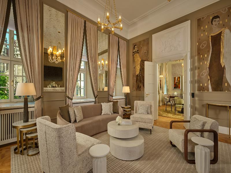 Hotel Taschenbergpalais Kempinski Dresden image