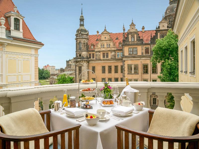Hotel Taschenbergpalais Kempinski Dresden image