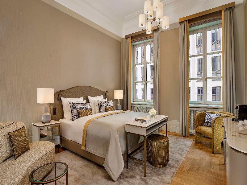 Hotel Taschenbergpalais Kempinski Dresden image