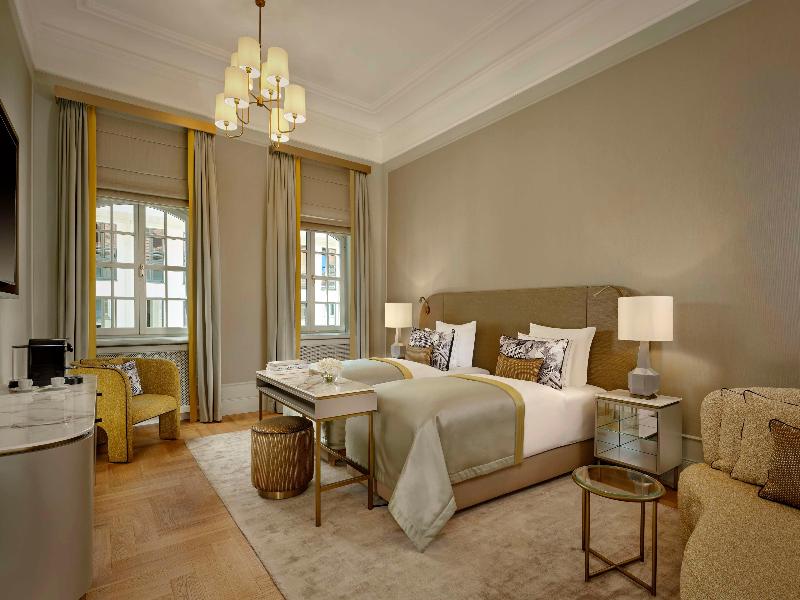 Hotel Taschenbergpalais Kempinski Dresden image