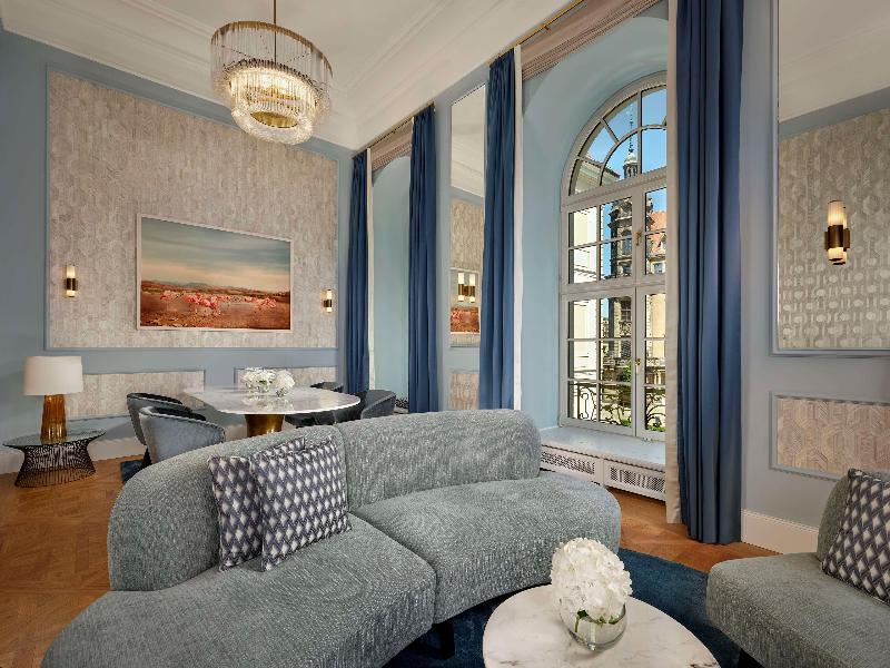Hotel Taschenbergpalais Kempinski Dresden image