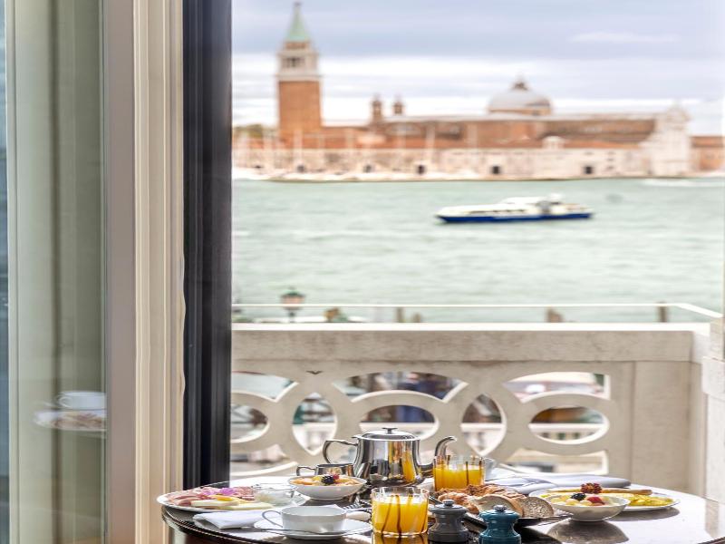 Londra Palace Venezia image