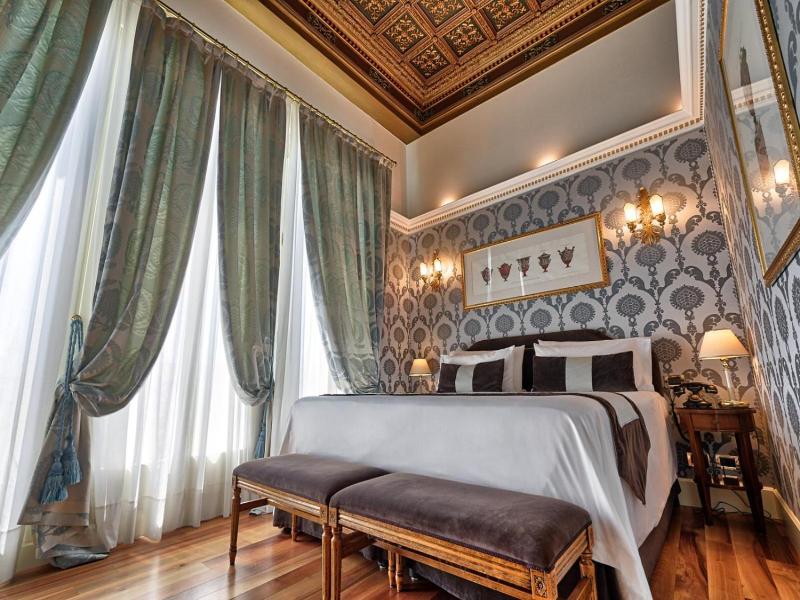 Londra Palace Venezia image