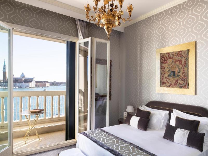 Londra Palace Venezia image
