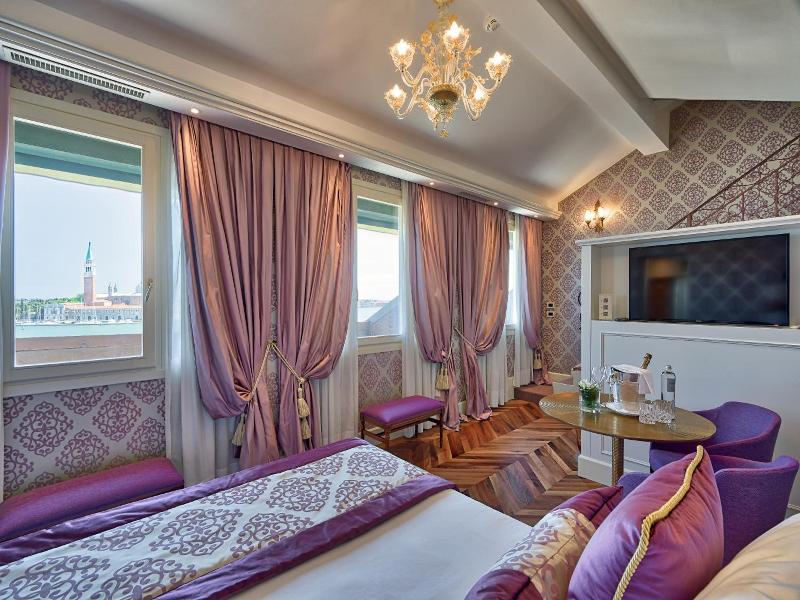 Londra Palace Venezia image