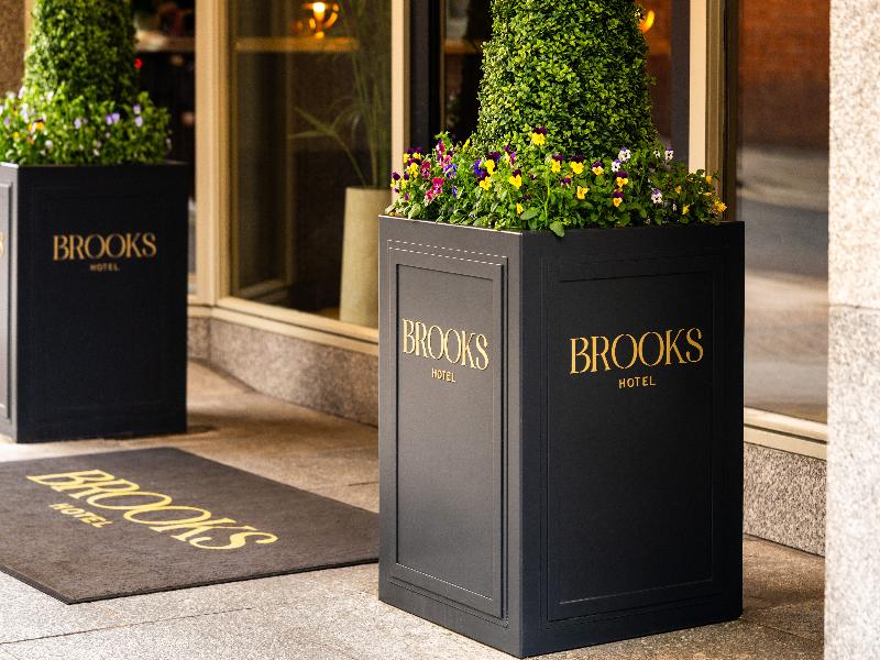 Brooks image