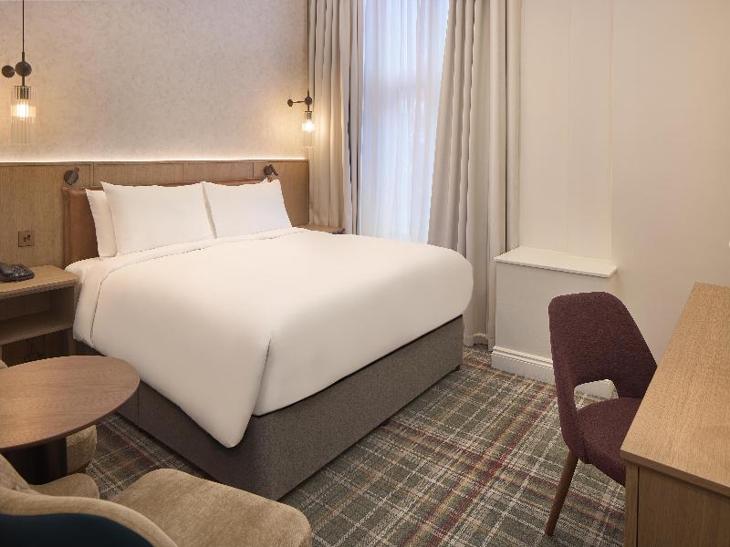 Radisson Blu Hotel, London Euston Square image