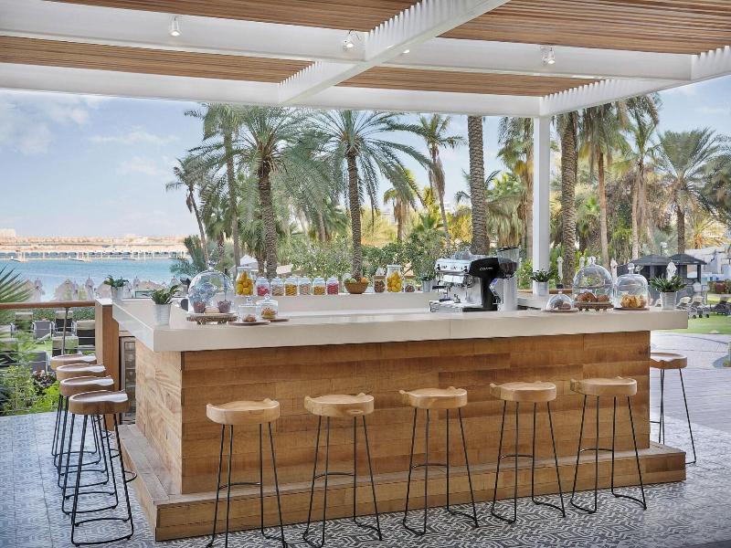 Le Meridien Mina Seyahi Beach Resort & Marina image