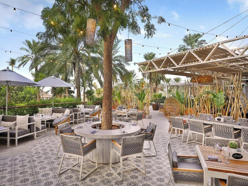 Le Meridien Mina Seyahi Beach Resort & Marina image