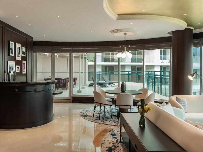 Le Meridien Mina Seyahi Beach Resort & Marina image