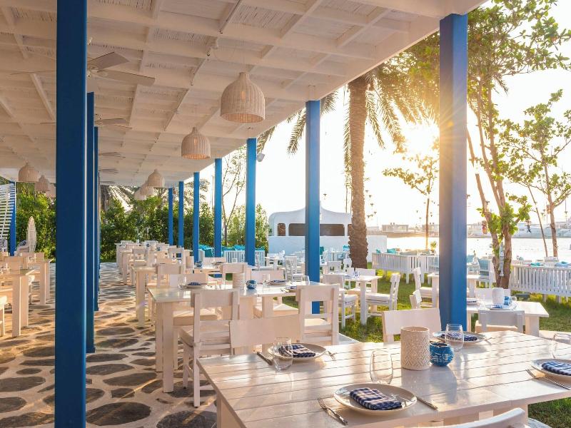 Le Meridien Mina Seyahi Beach Resort & Marina image