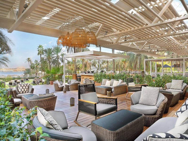 Le Meridien Mina Seyahi Beach Resort & Marina image
