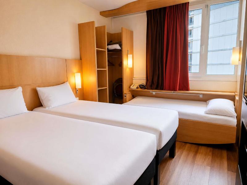 Ibis Paris Porte d'Italie image