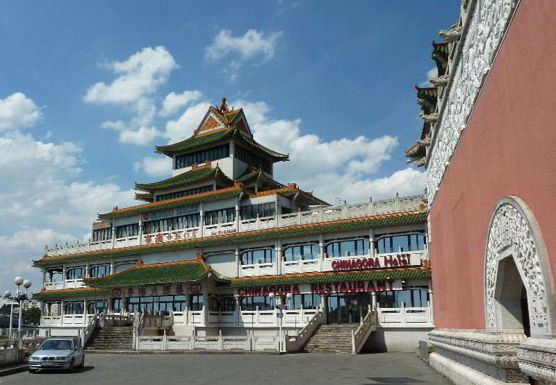 Huatian Chinagora Hotel