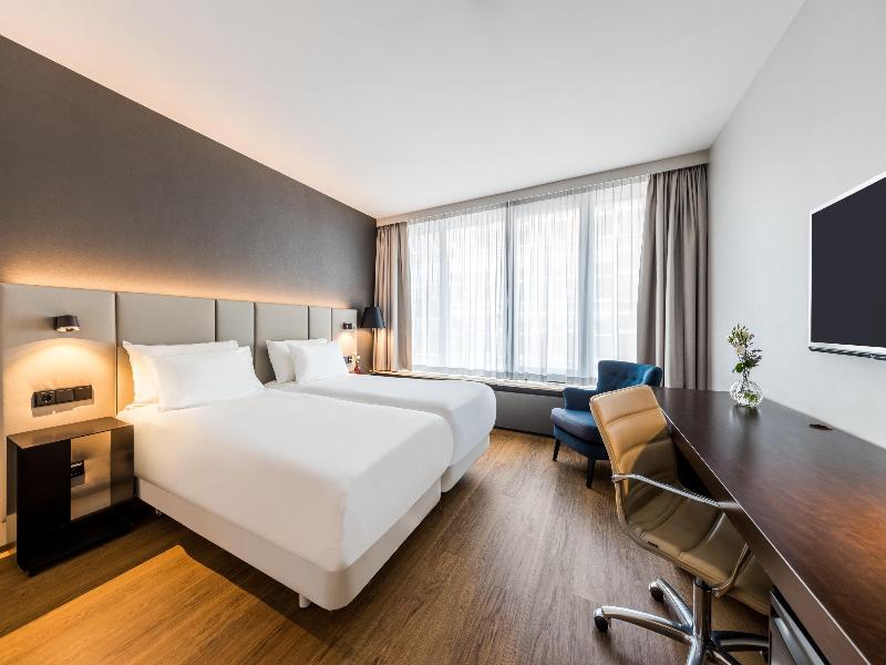 Stay in style at NH Amsterdam Caransa