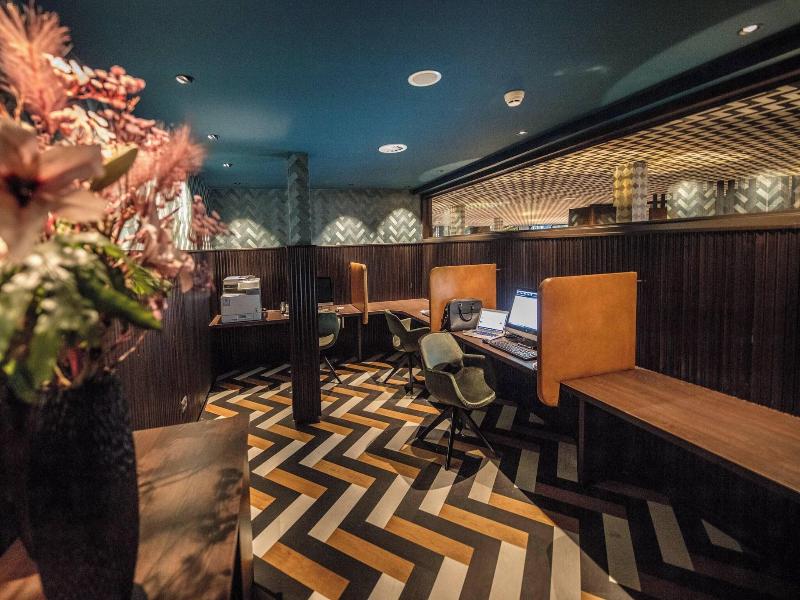Apollo Hotel Amsterdam, a Tribute Portfolio Hotel image
