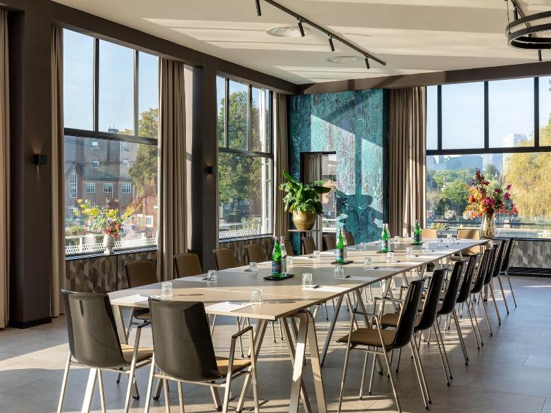 Apollo Hotel Amsterdam, a Tribute Portfolio Hotel image