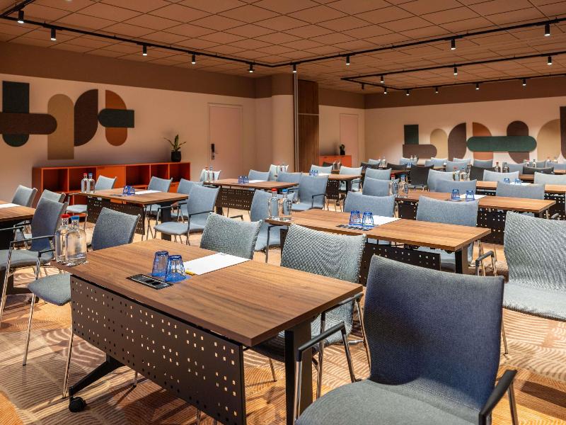 TRIBE Hotel Den Haag Centraal image