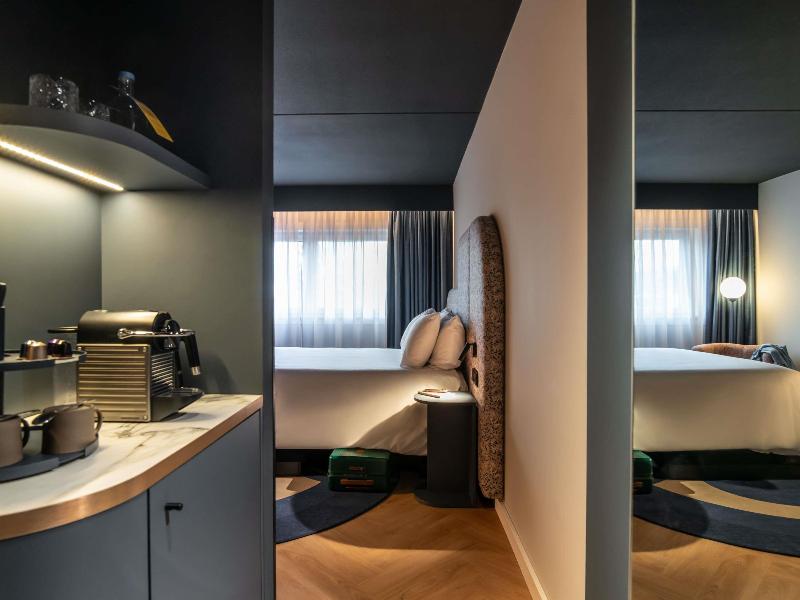 TRIBE Hotel Den Haag Centraal image