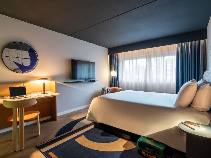 TRIBE Hotel Den Haag Centraal image