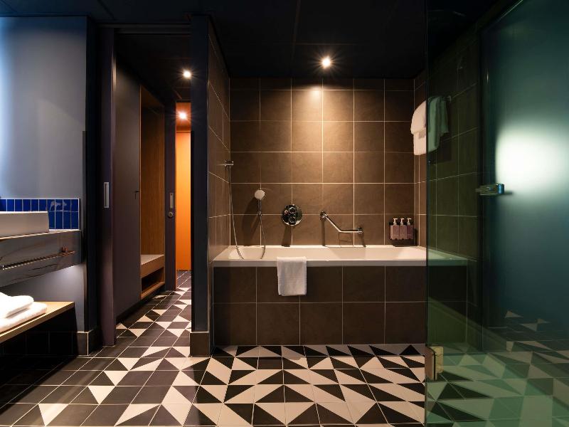 TRIBE Hotel Den Haag Centraal image