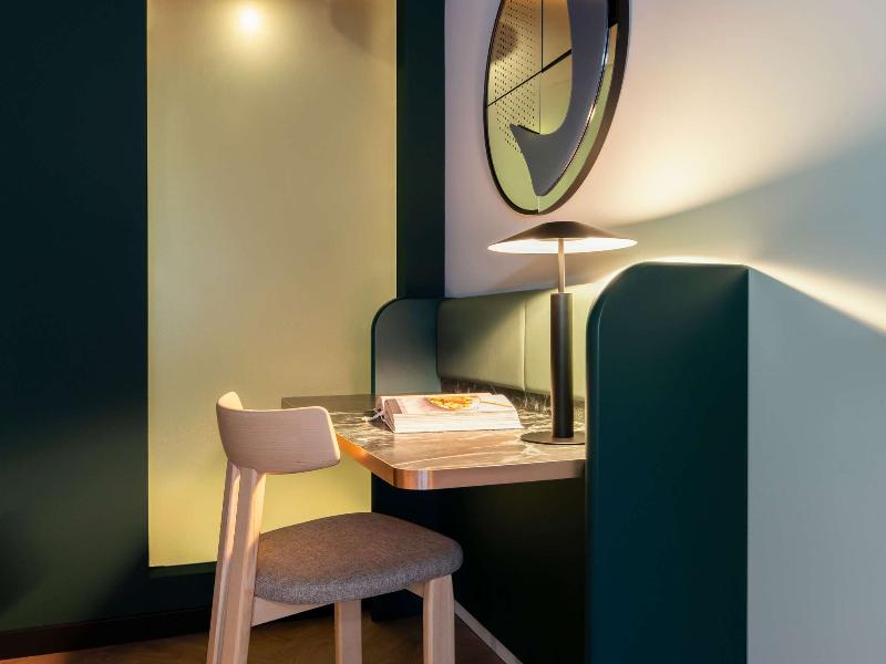 TRIBE Hotel Den Haag Centraal image