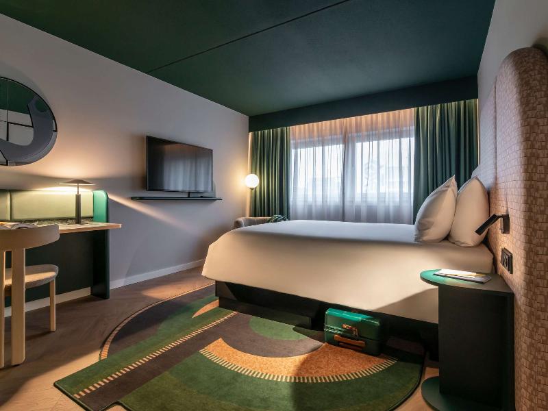 TRIBE Hotel Den Haag Centraal image