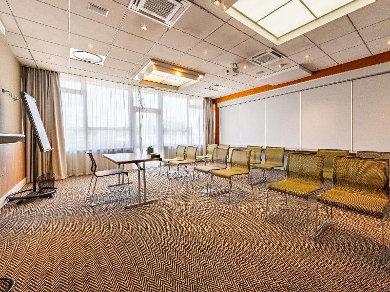 Novotel Dijon Sud image