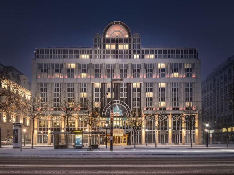 Marriott Hotel Vienna image