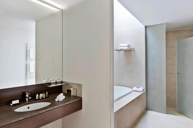 Marriott Hotel Vienna image