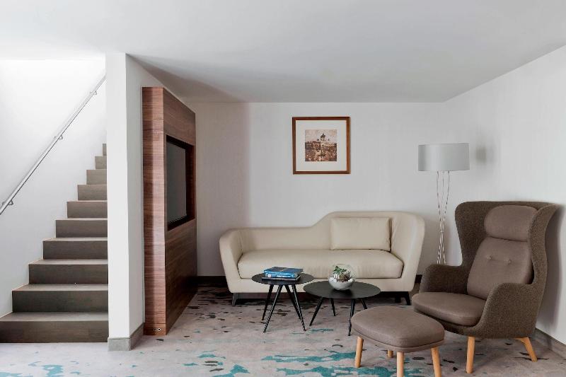 Marriott Hotel Vienna image