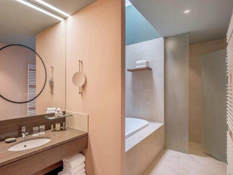 Marriott Hotel Vienna image