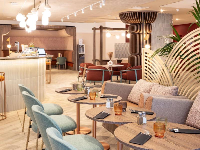 Novotel Marseille Centre Prado image
