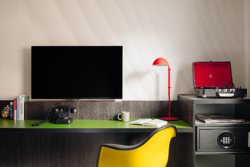 Stay in style at Leonardo Hotel Rotterdam Savoy