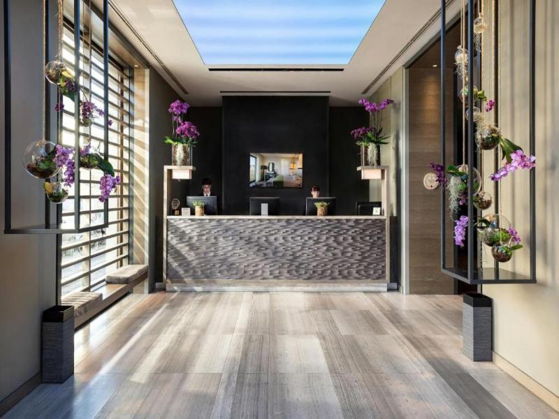 Starhotels E.c.ho. Milano image