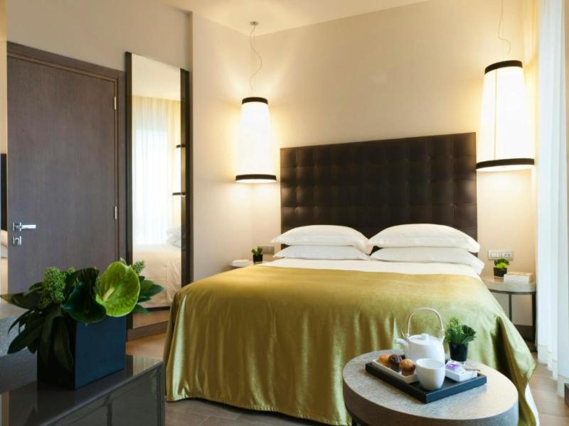 Starhotels E.c.ho. Milano image
