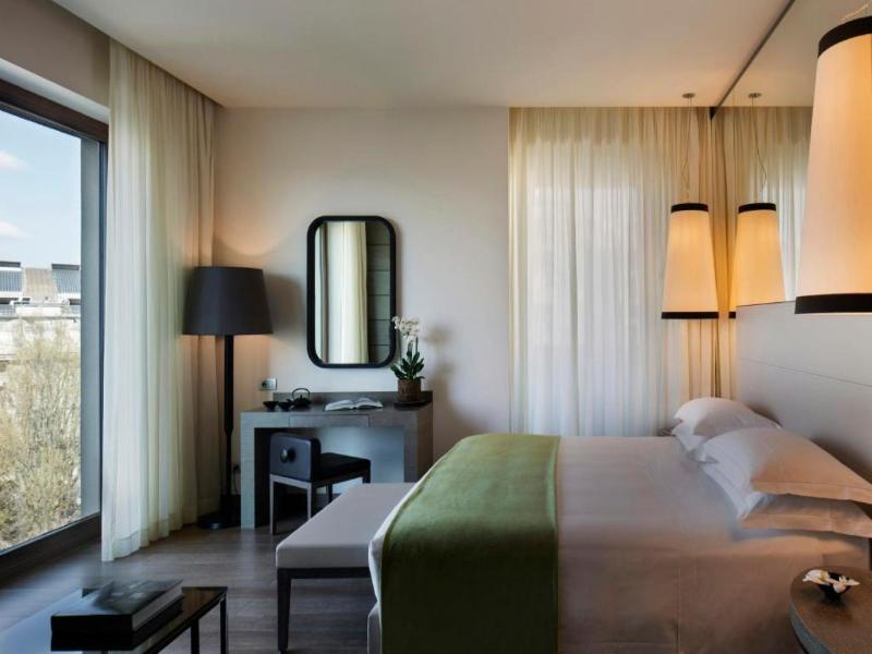 Starhotels E.c.ho. Milano image