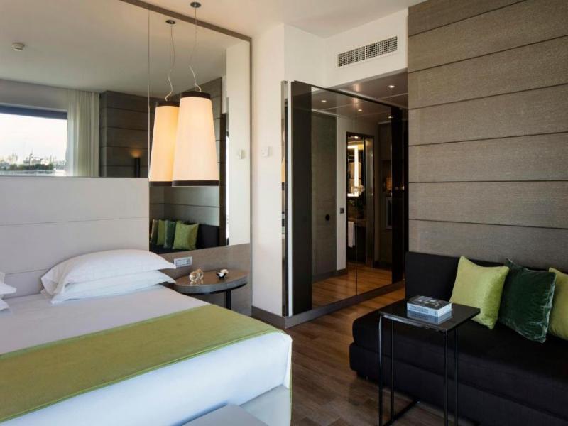 Starhotels E.c.ho. Milano image