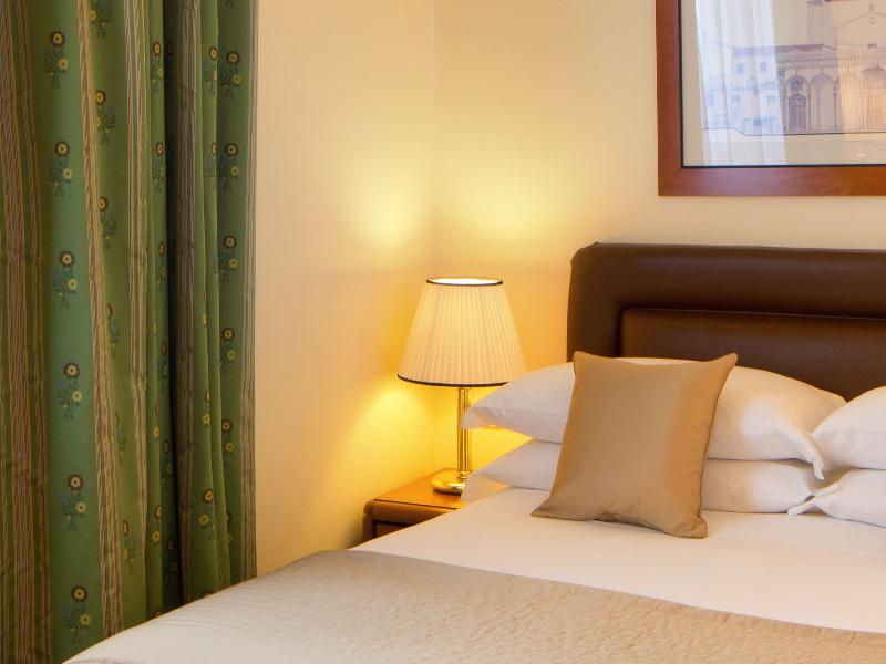 Starhotels Business Palace image