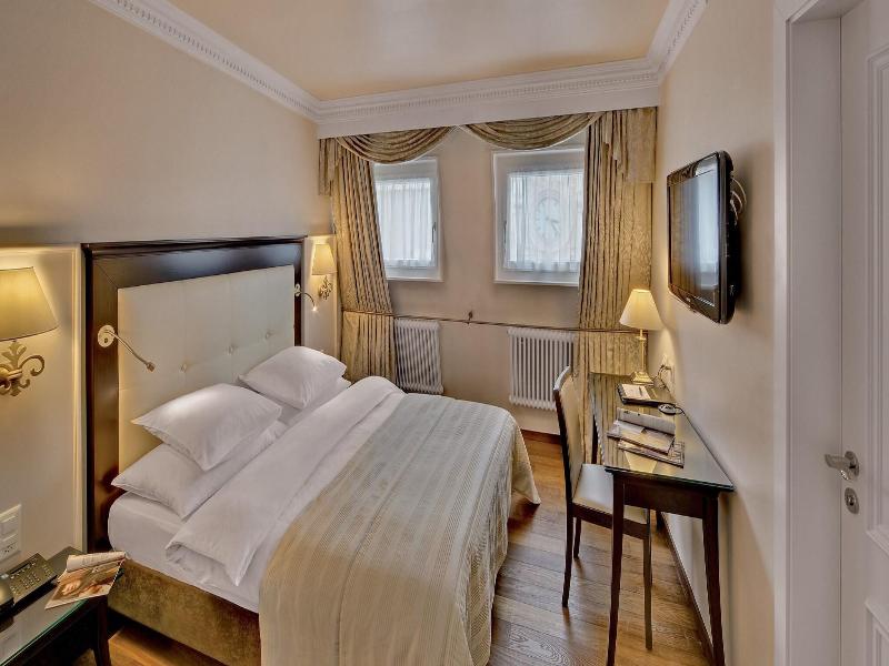 Grand Hotel Suisse Majestic image
