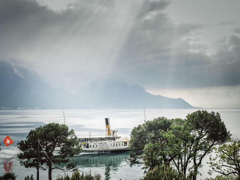 Grand Hotel Suisse Majestic image